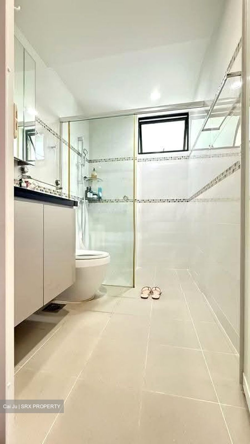 Simei Green Condominium (D18), Condominium #622031791